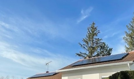 EGDP pose des panneaux photovoltaïques à Bonson